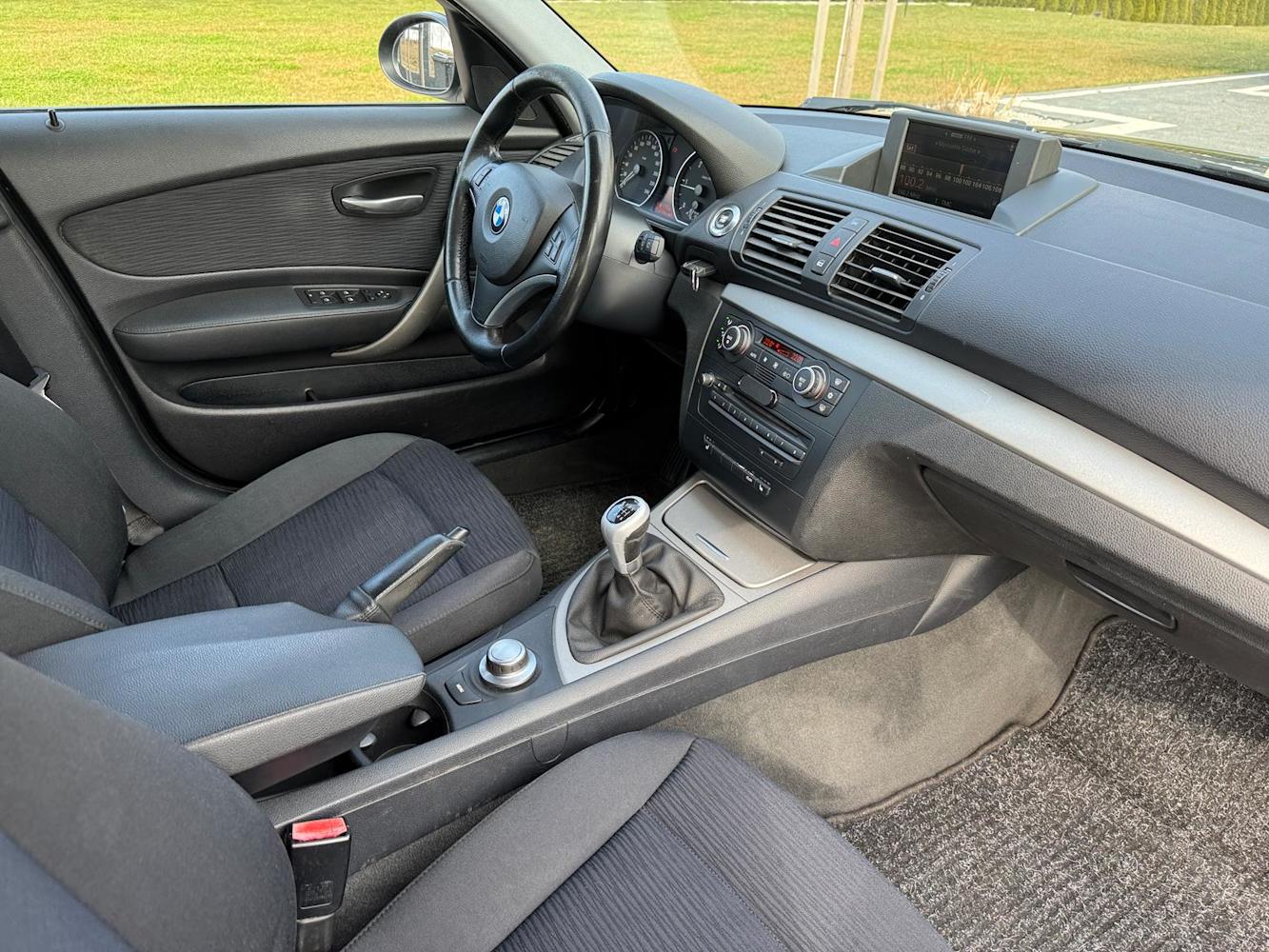 mauto BMW 118D 143KM