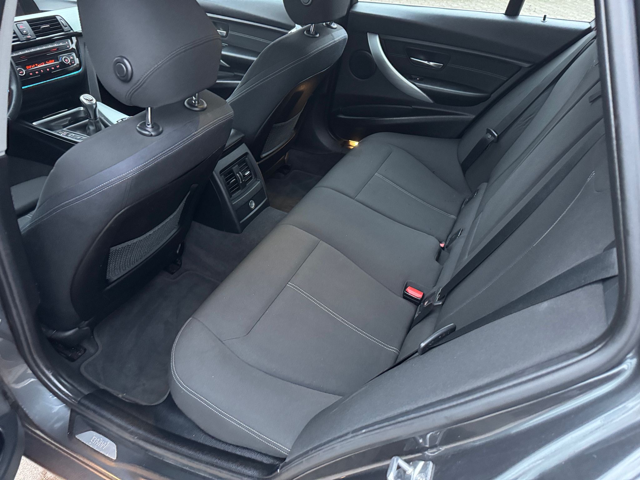 mauto BMW 318 Touring Sport-Line 143KM