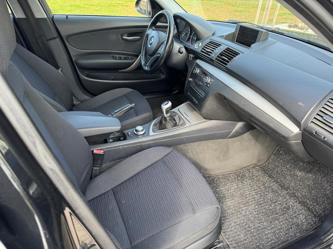 mauto BMW 118D 143KM