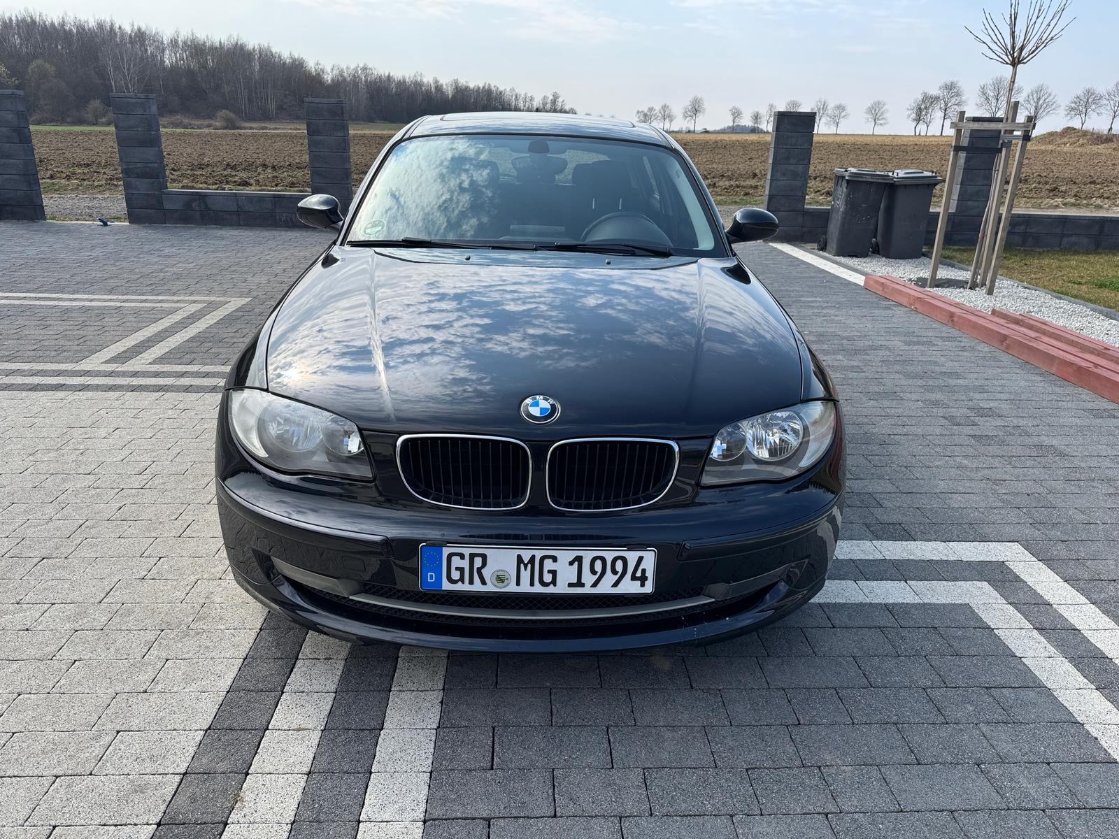 mauto BMW  118D 143KM
