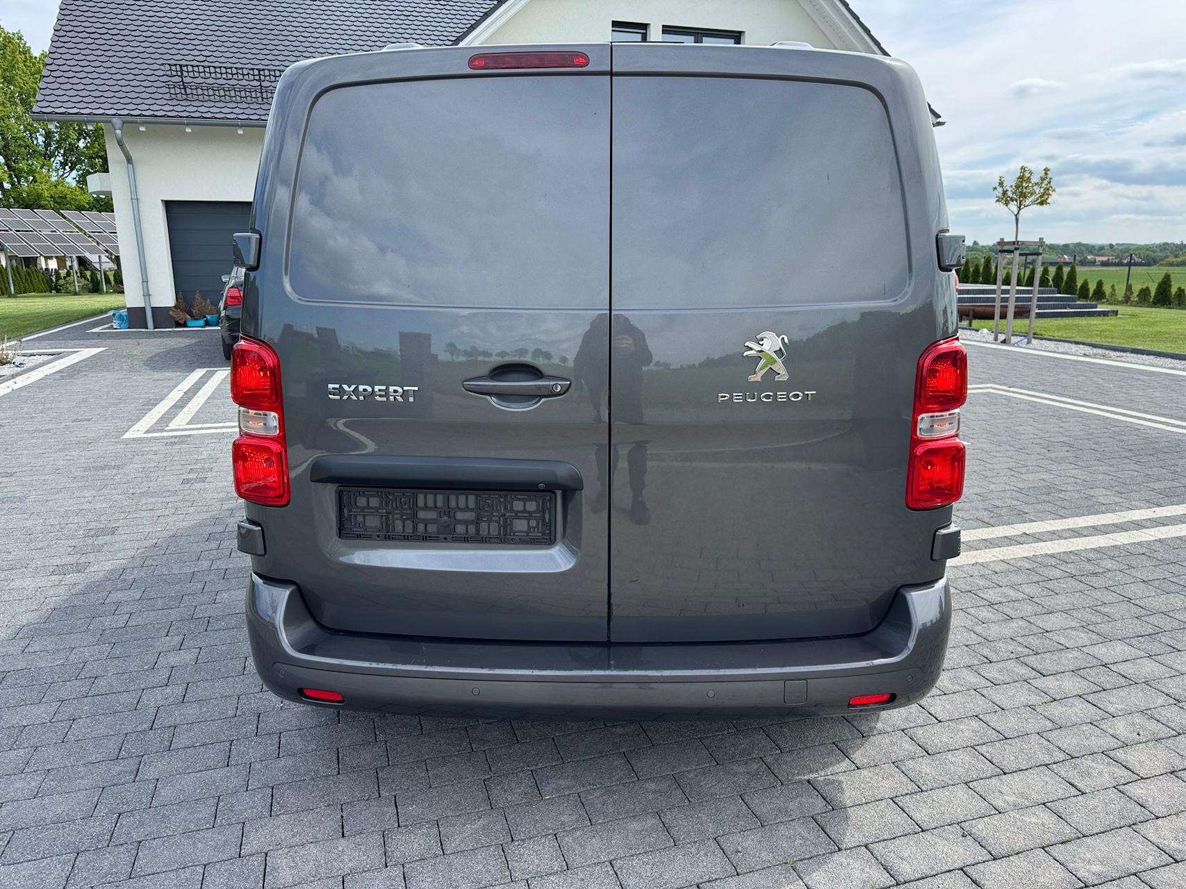 mauto PEUGEOT Expert 150KM