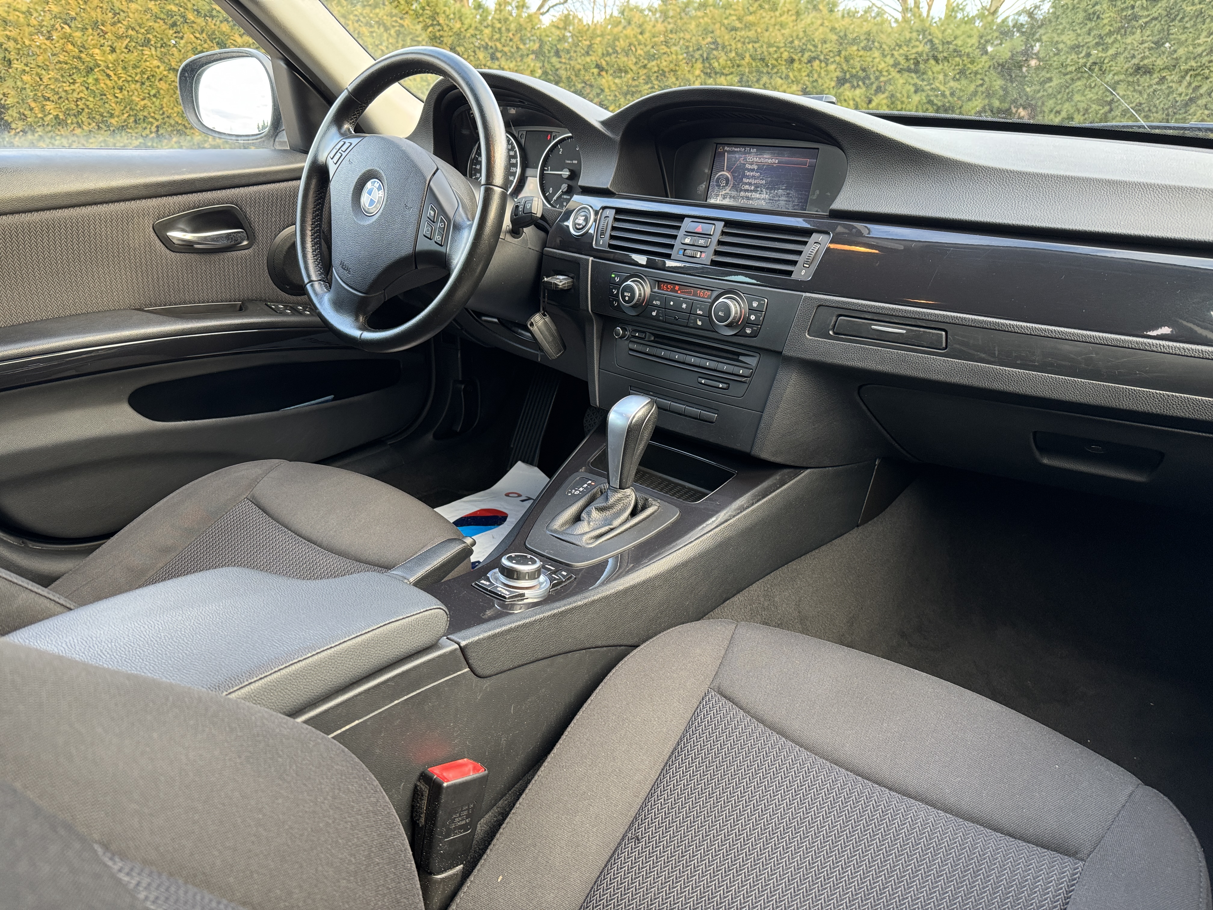 mauto BMW E91 320D TOURING AUTOMAT 184KM