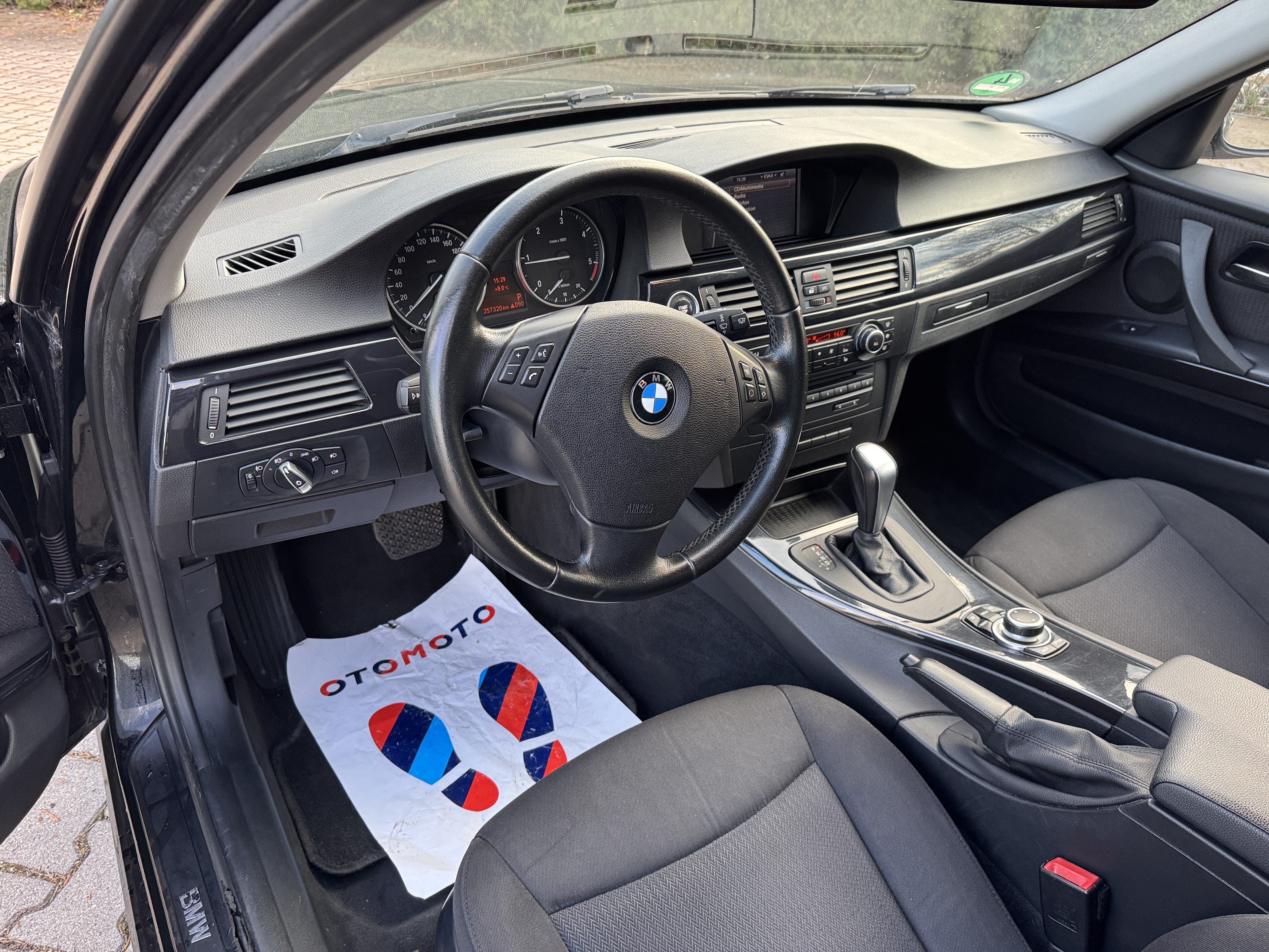 mauto BMW E91 320D TOURING AUTOMAT 184KM