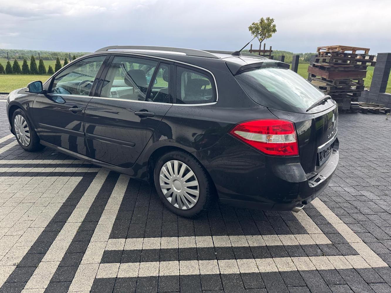 mauto RENAULT LAGUNA III 150KM