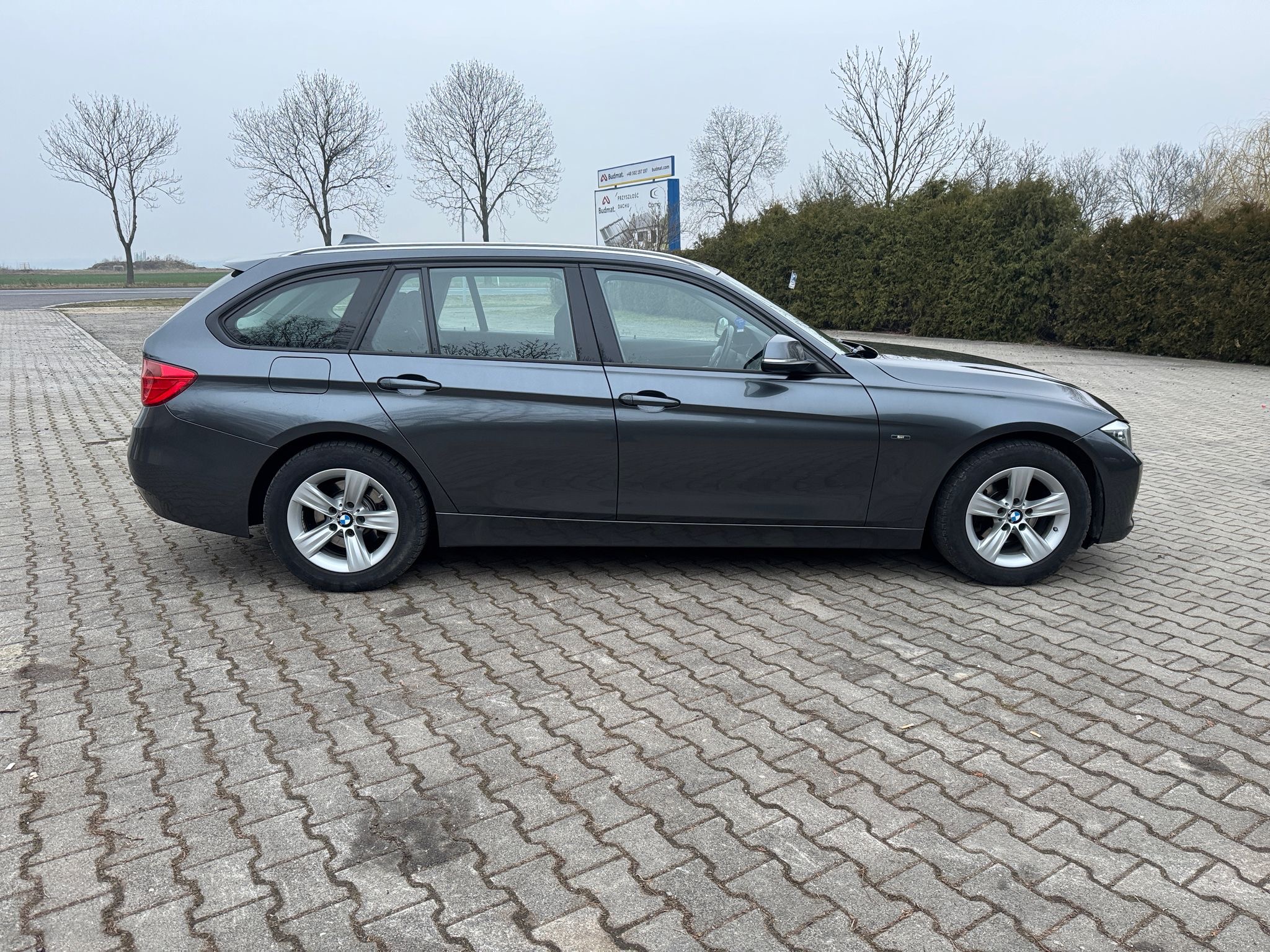 mauto BMW 318 Touring Sport-Line 143KM