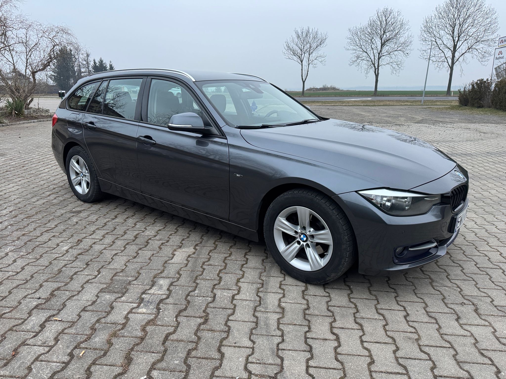 mauto BMW 318 Touring Sport-Line 143KM