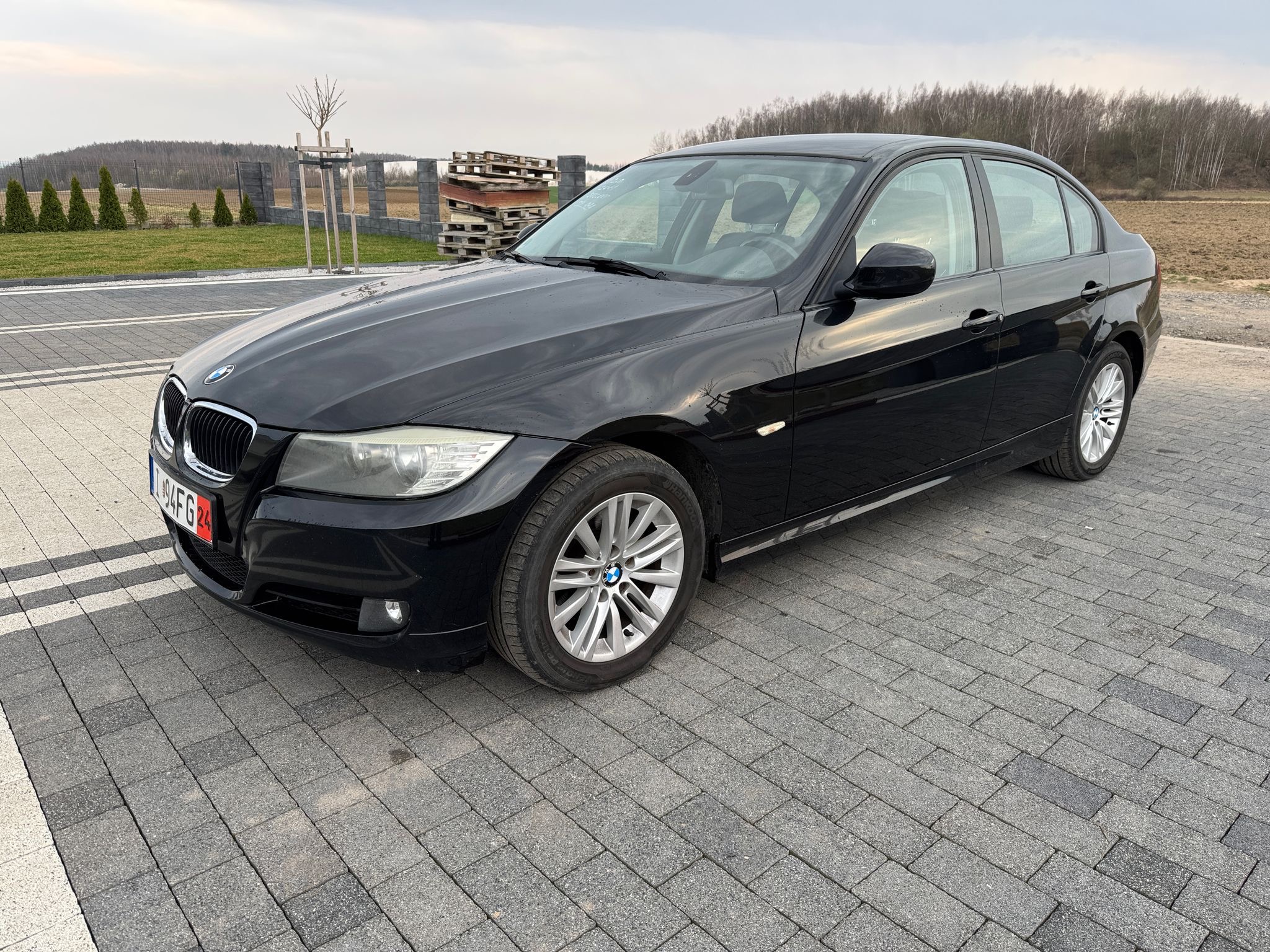 mauto BMW 318D sedan 280TKM 143KM