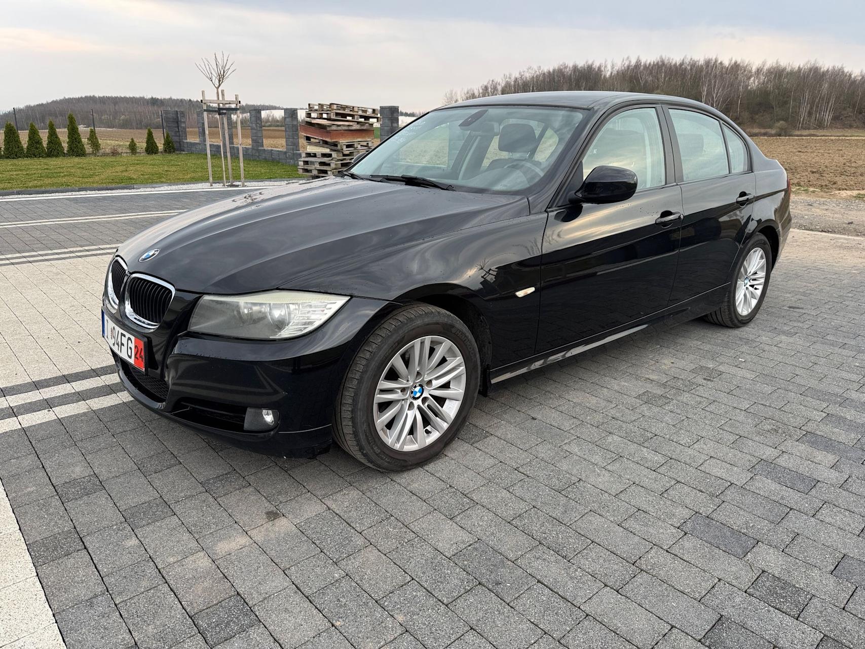 mauto BMW 318D sedan 280TKM 143KM