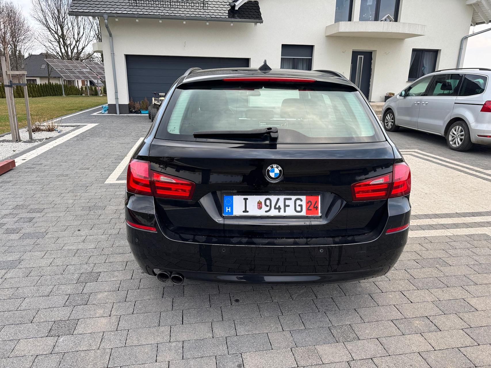 mauto BMW 520D F11 czarny manual 184KM