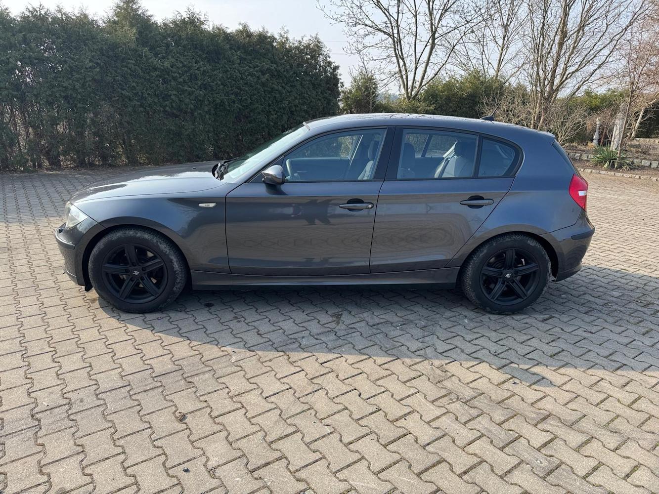 mauto BMW 1 e87 118D 143KM