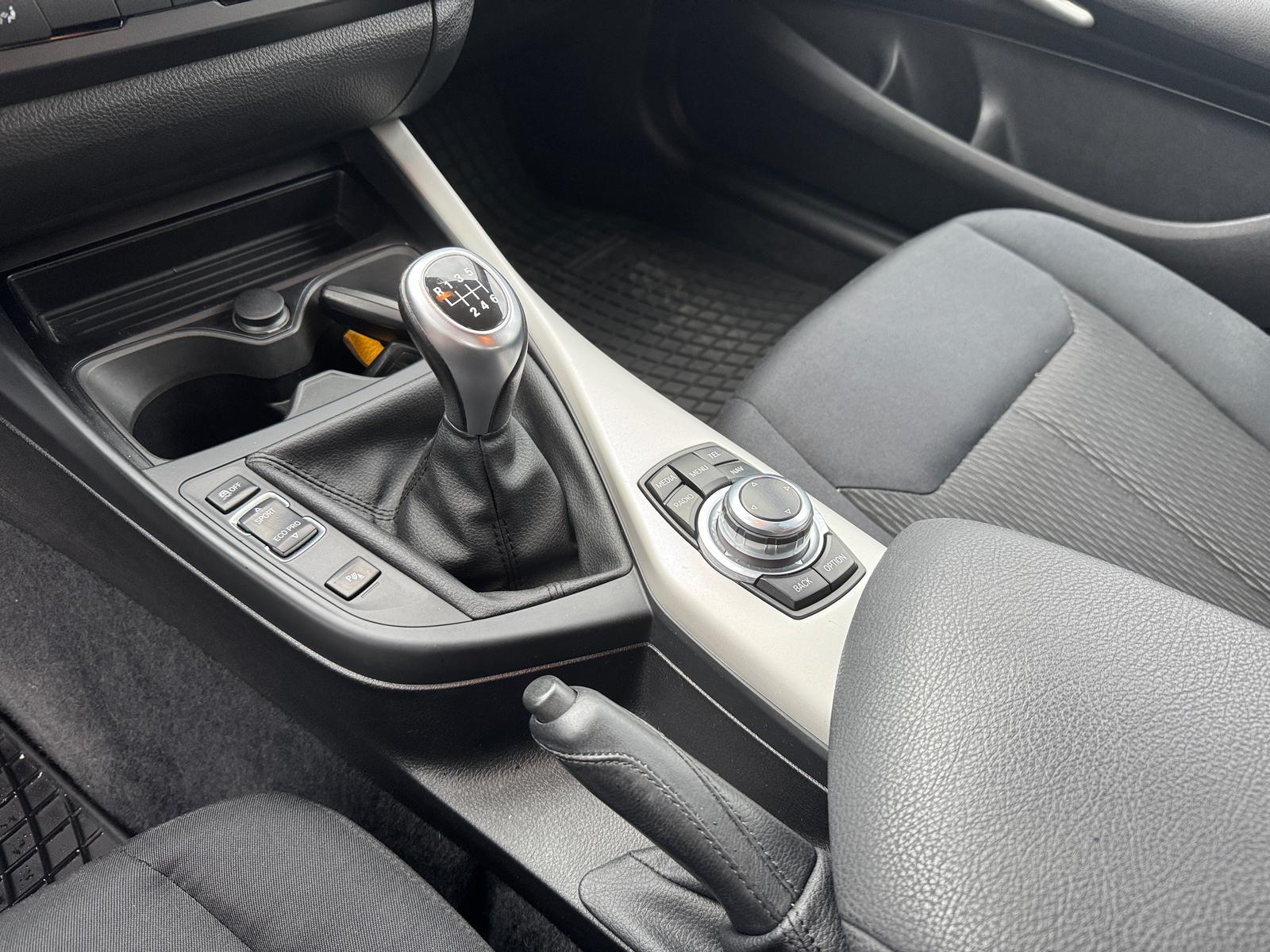 mauto BMW 116D 116D Brąz 2013 116KM