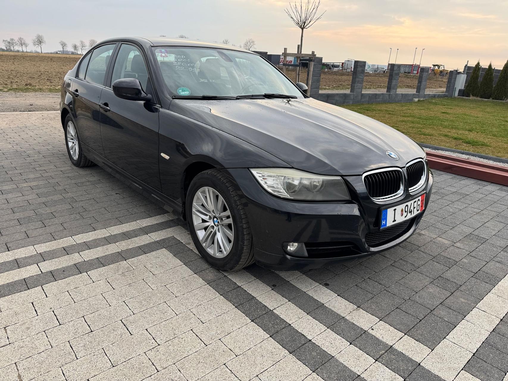mauto BMW 318D sedan 280TKM 143KM