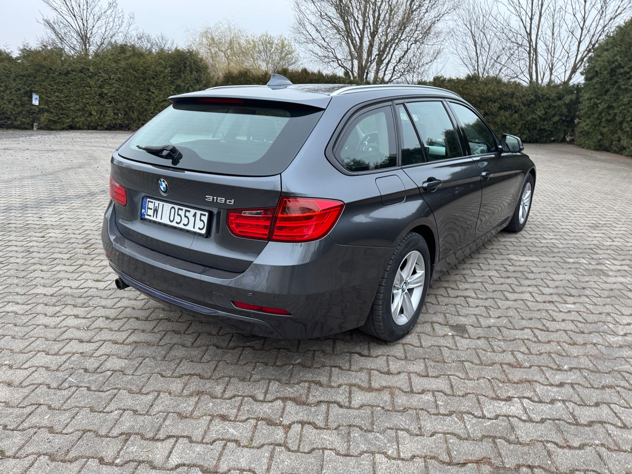 mauto BMW 318 Touring Sport-Line 143KM