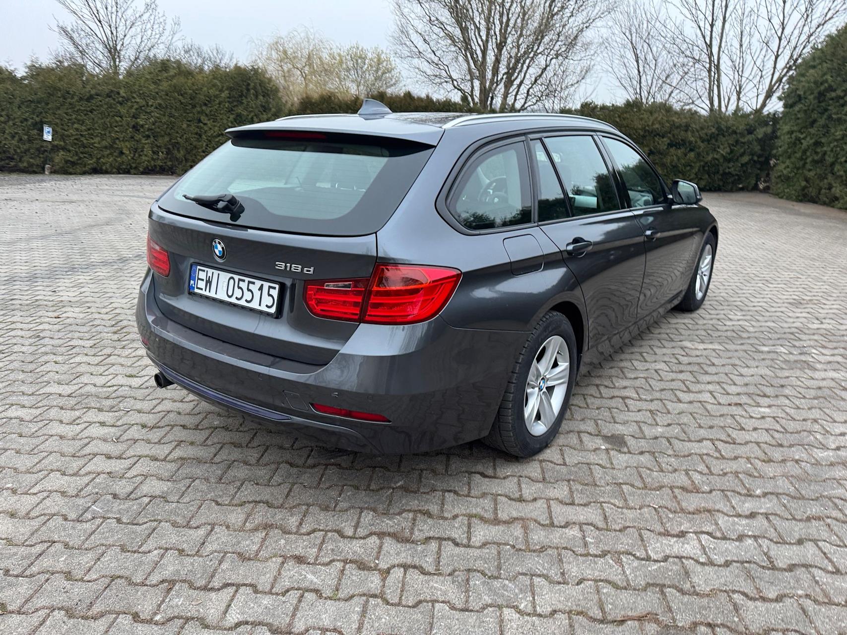 mauto BMW 318 Touring Sport-Line 143KM