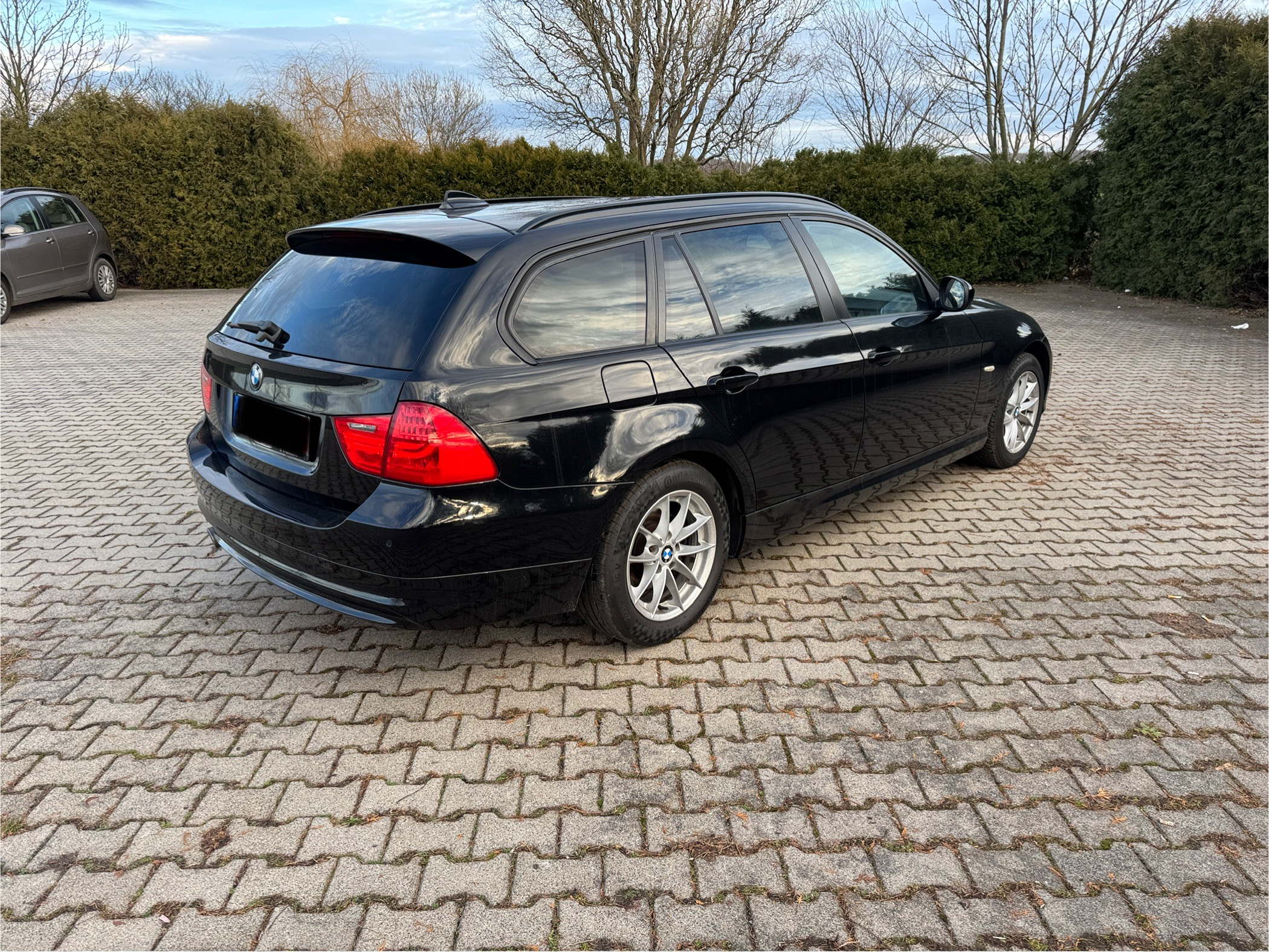 mauto BMW E91 320D TOURING AUTOMAT 184KM