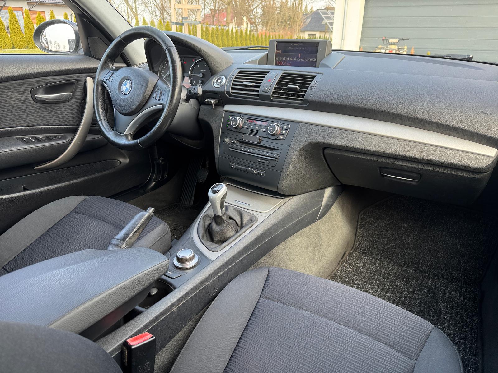 mauto BMW  118D 143KM