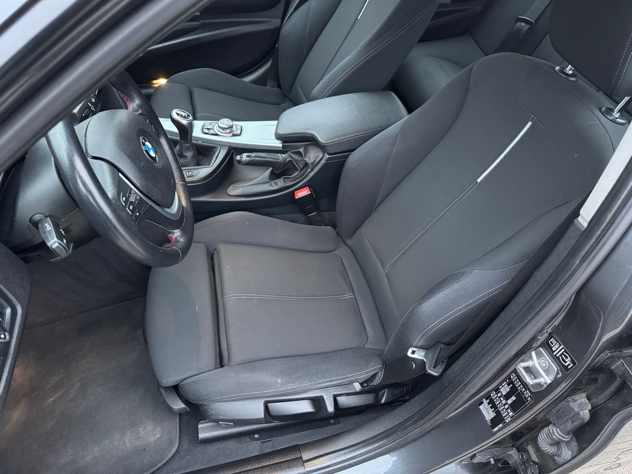 mauto BMW 318 Touring Sport-Line 143KM