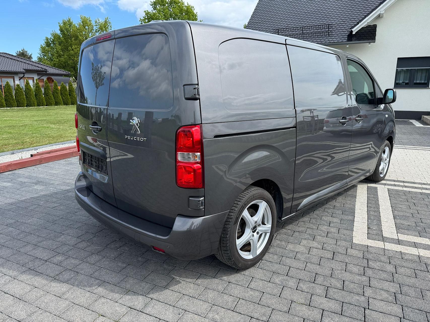 mauto PEUGEOT Expert 150KM