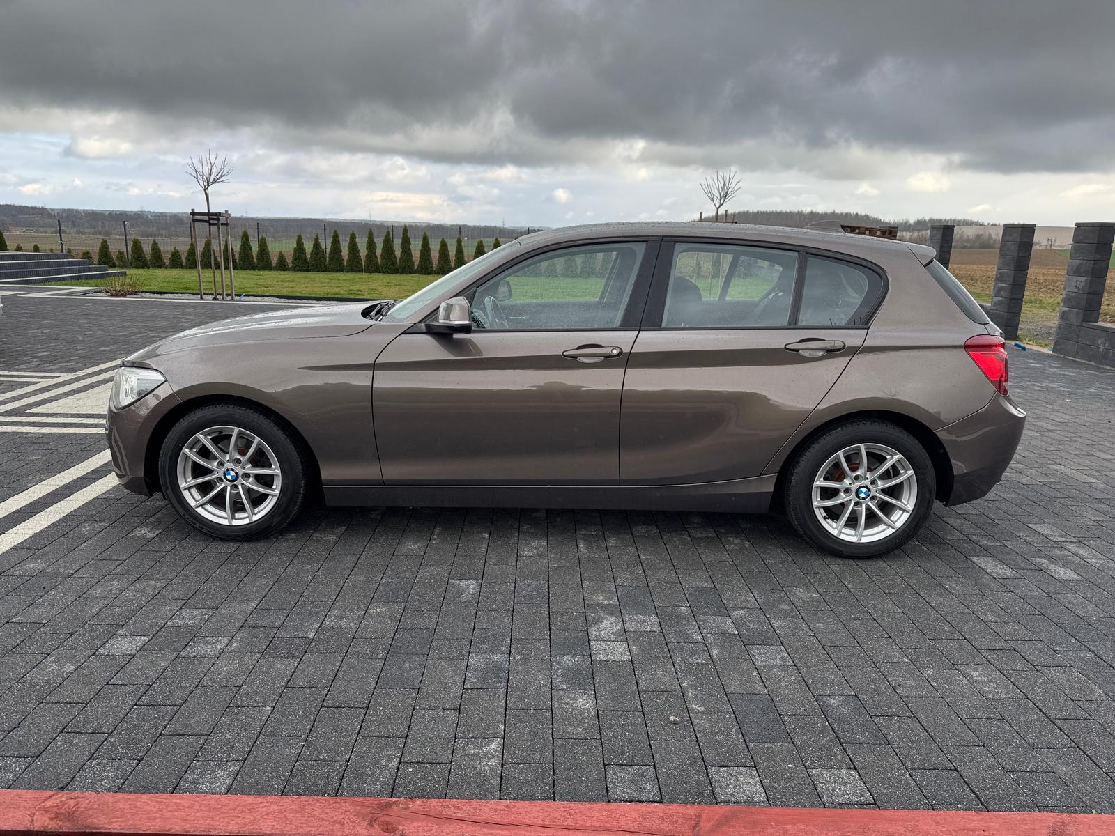 mauto BMW 116D 116D Brąz 2013 116KM