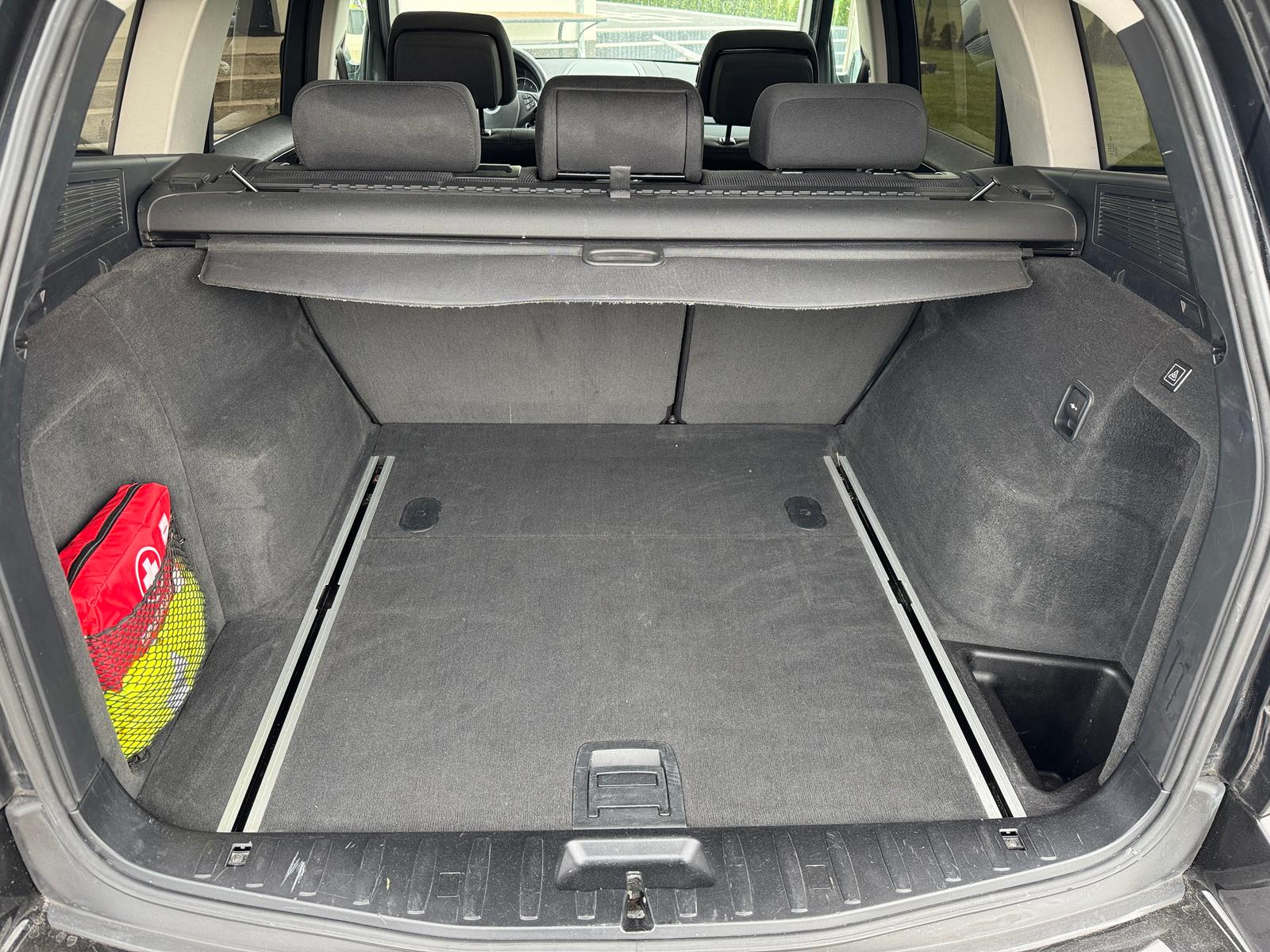 mauto BMW X3 czarna 177KM