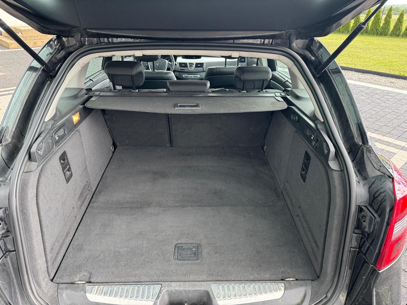 mauto RENAULT LAGUNA III 150KM