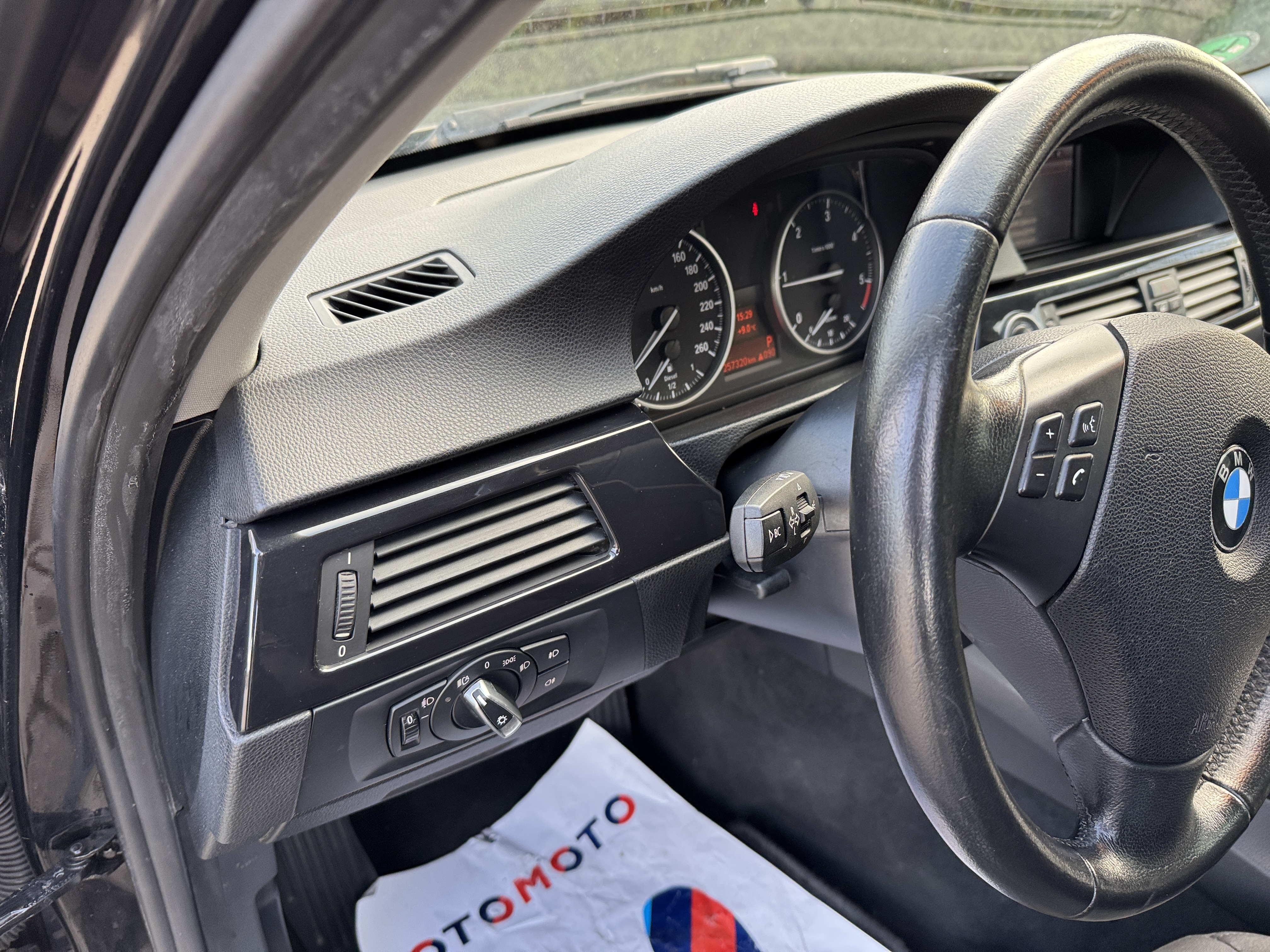 mauto BMW E91 320D TOURING AUTOMAT 184KM