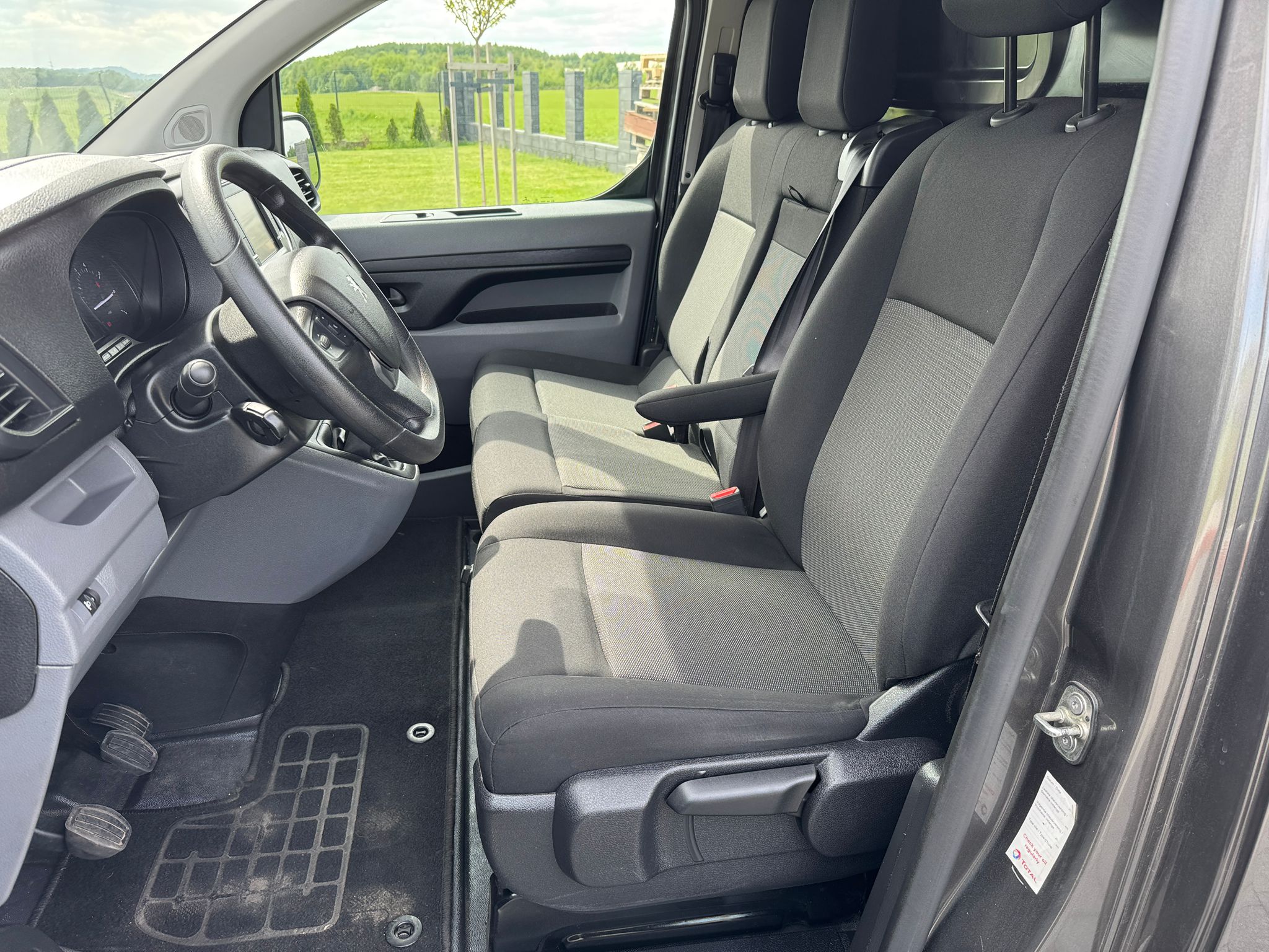 mauto PEUGEOT Expert 150KM