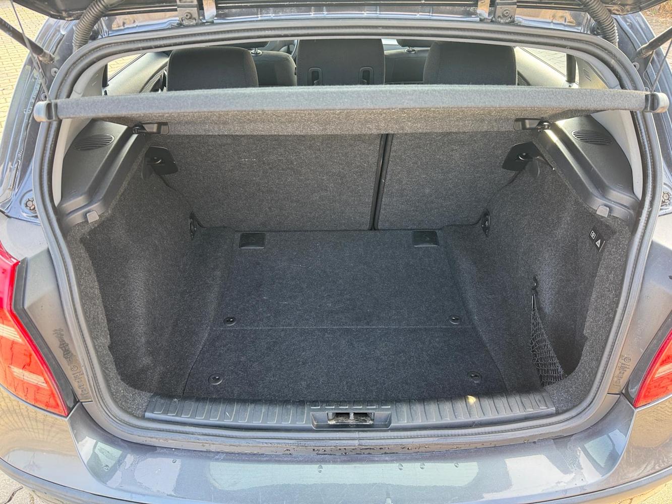 mauto BMW 1 e87 118D 143KM