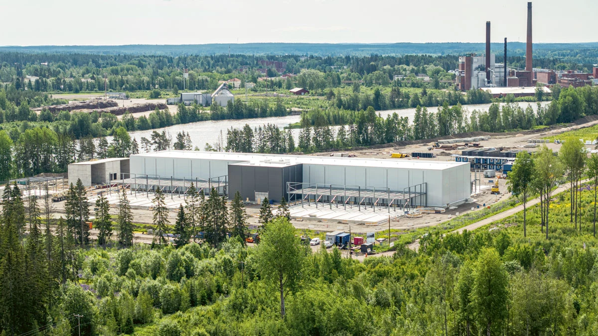 Atnorthin datakeskus rakenteilla Kouvolan Myllykoskella.