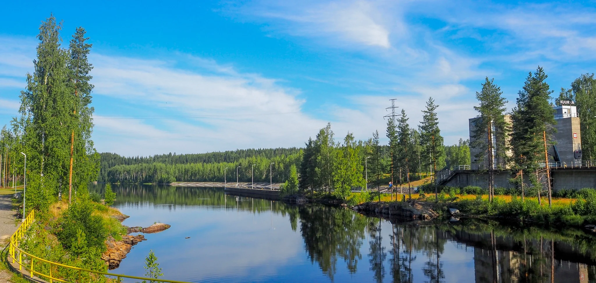 Maisemakuva PKS:n Kuurnan vesivoimalaitokselta.