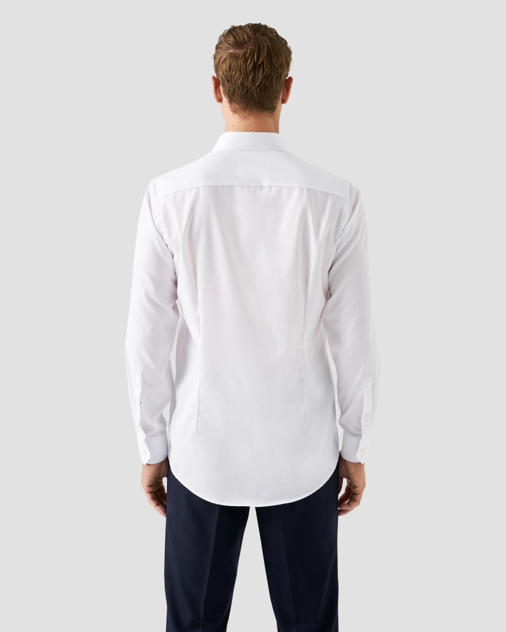 white shirt contemporary fit