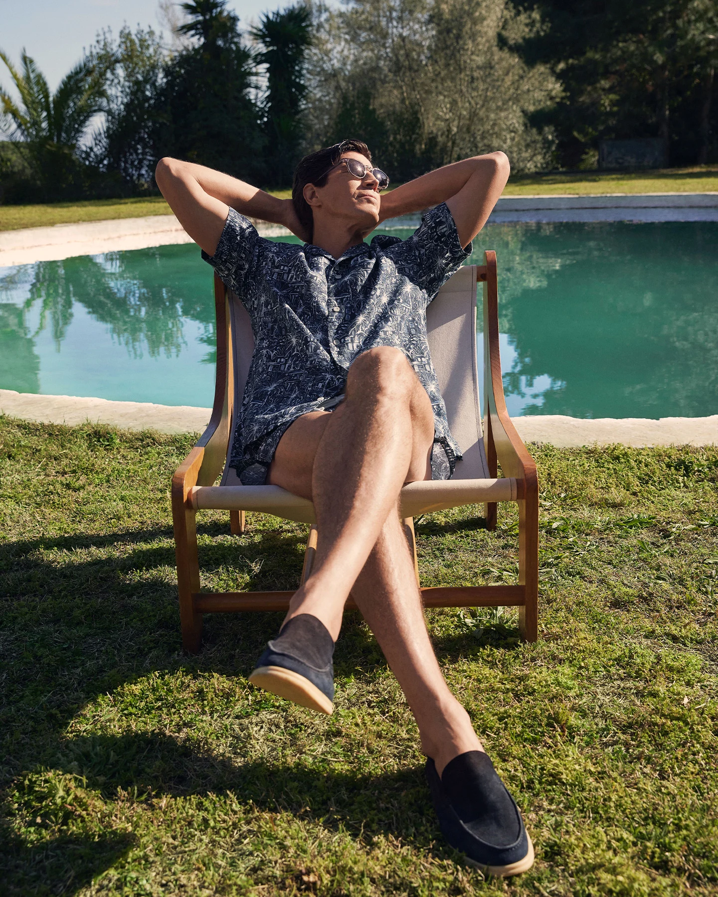 Motif linen resort set