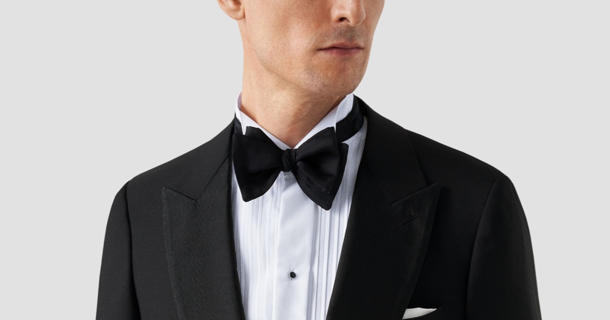 how to wear a wing collar and bow tie