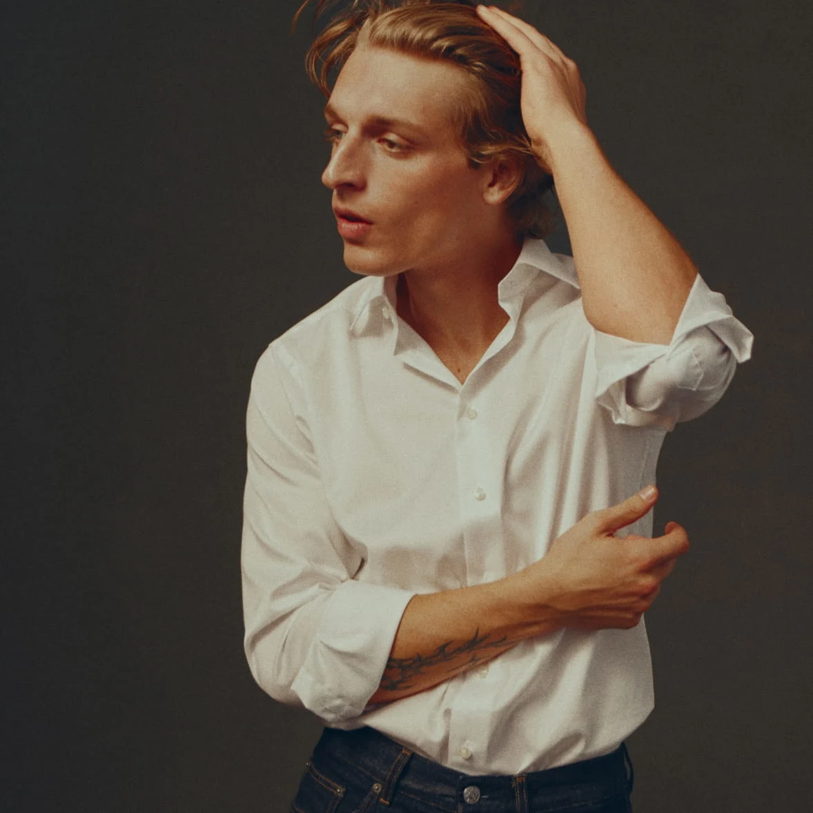 model wearing a white signature twill shirt