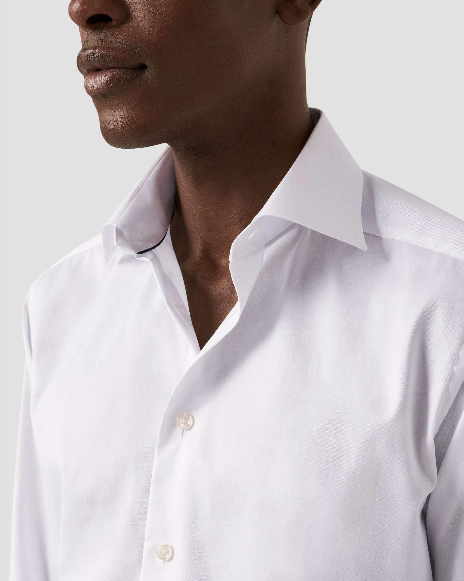 white signature twill shirt