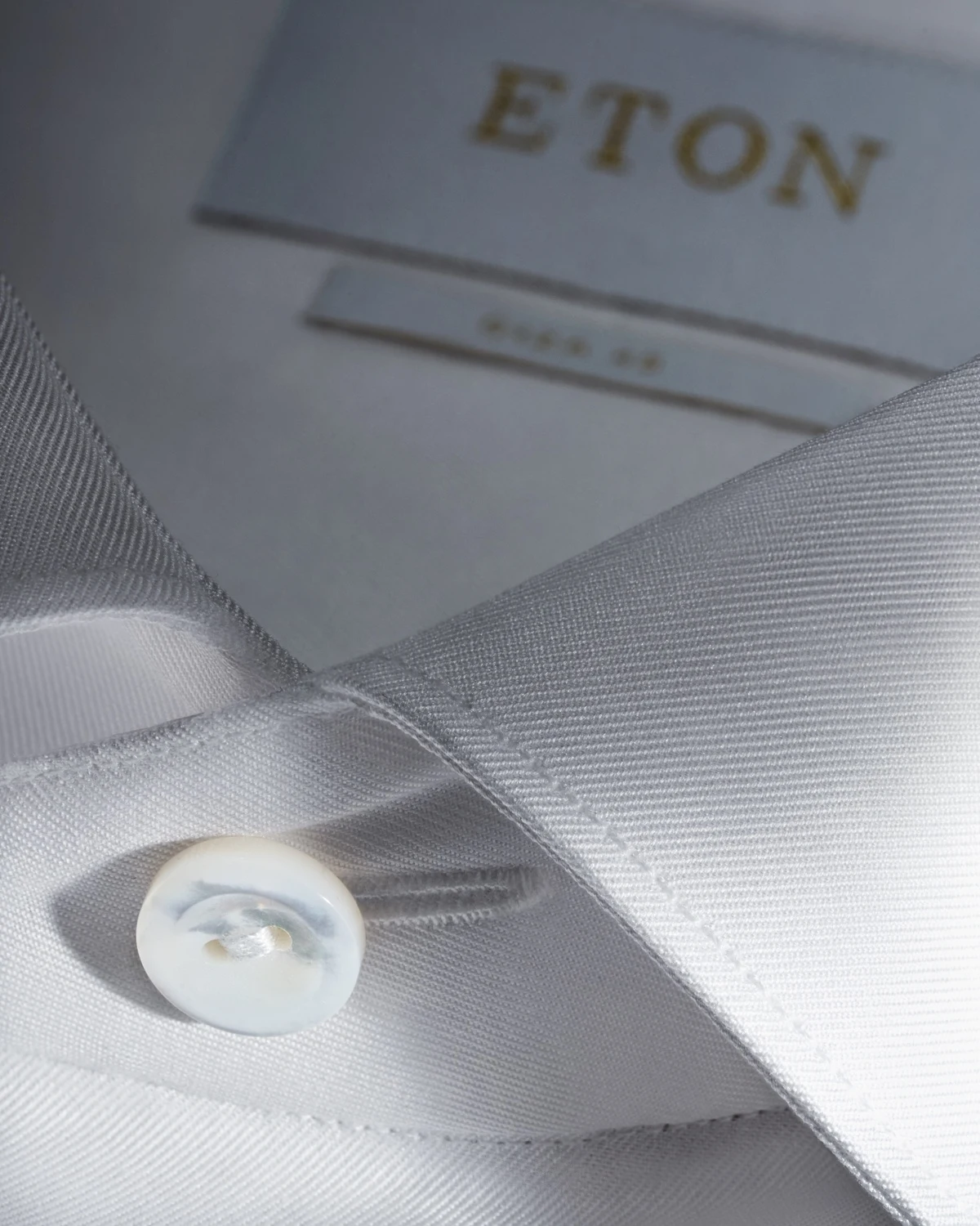 detail mother of pearl button white giza 45 shirt