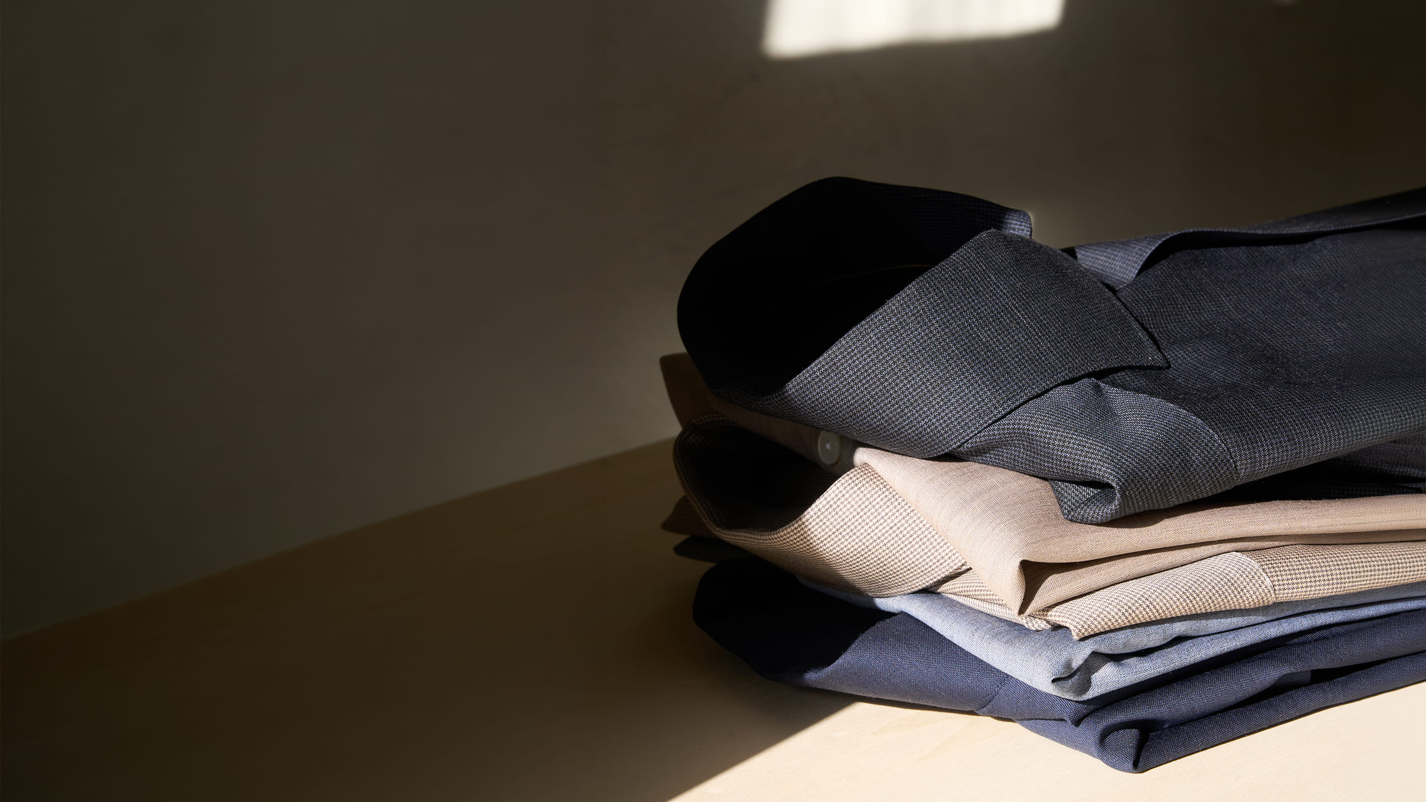 Preview image published by etonshirts.com