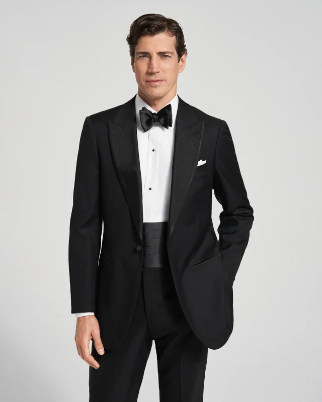 Black Tie Attire: Guide to black tie dress code for men