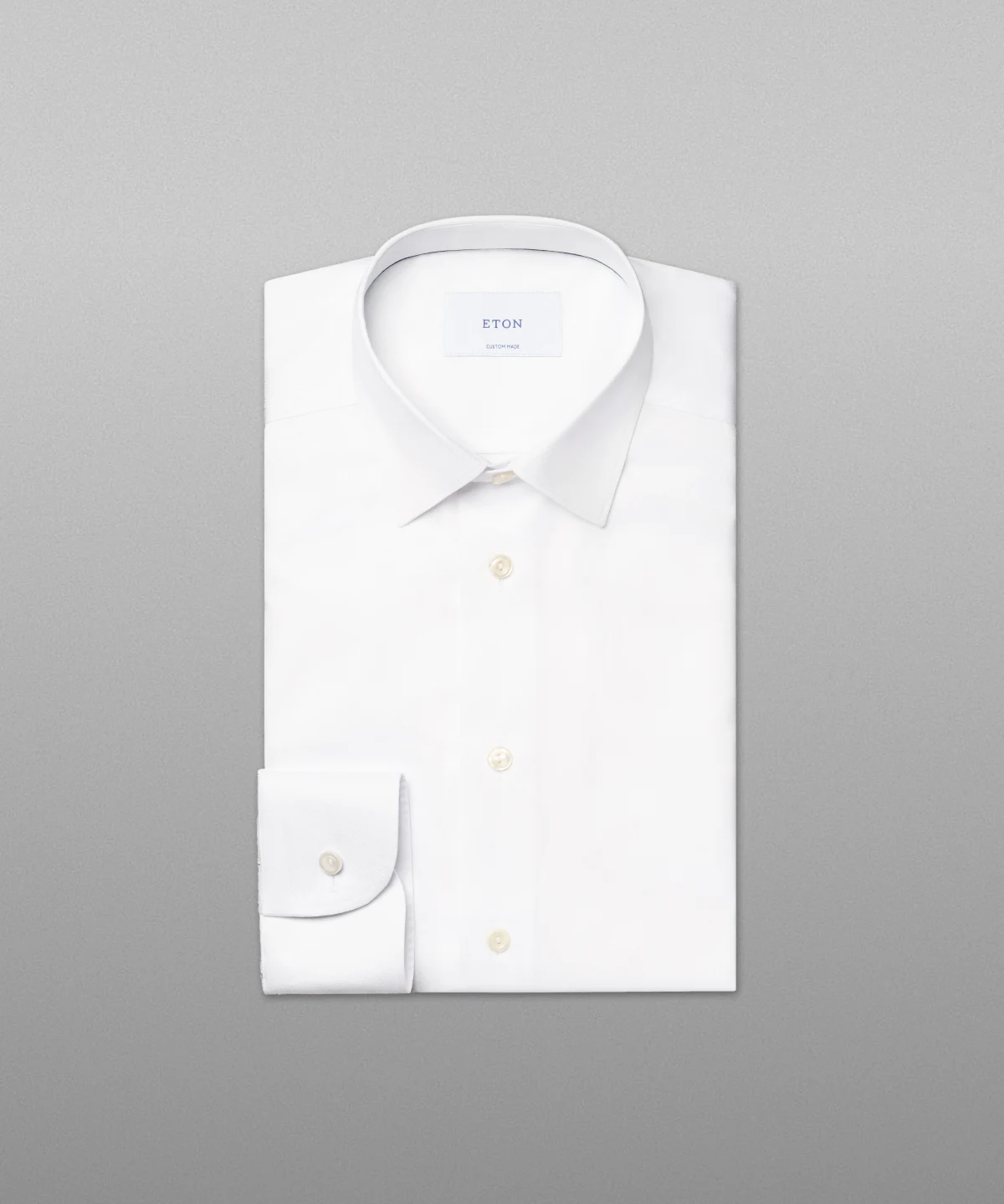 white shirt pointed collar