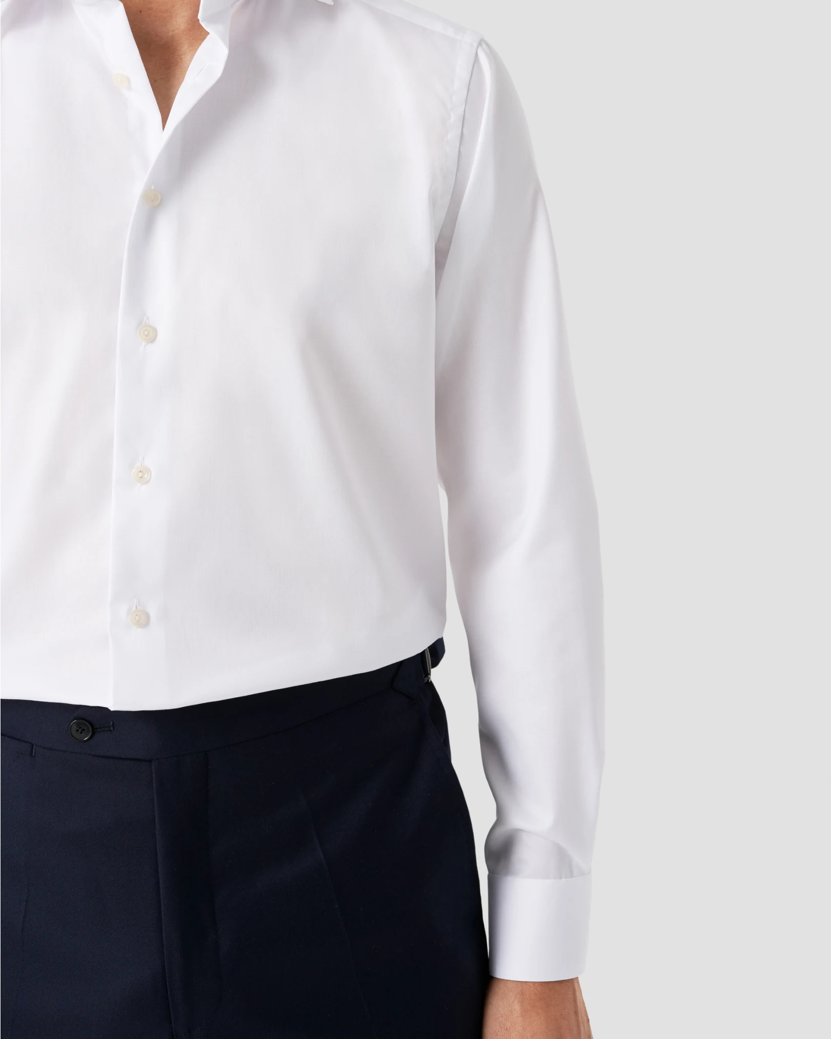 white shirt contemporary fit