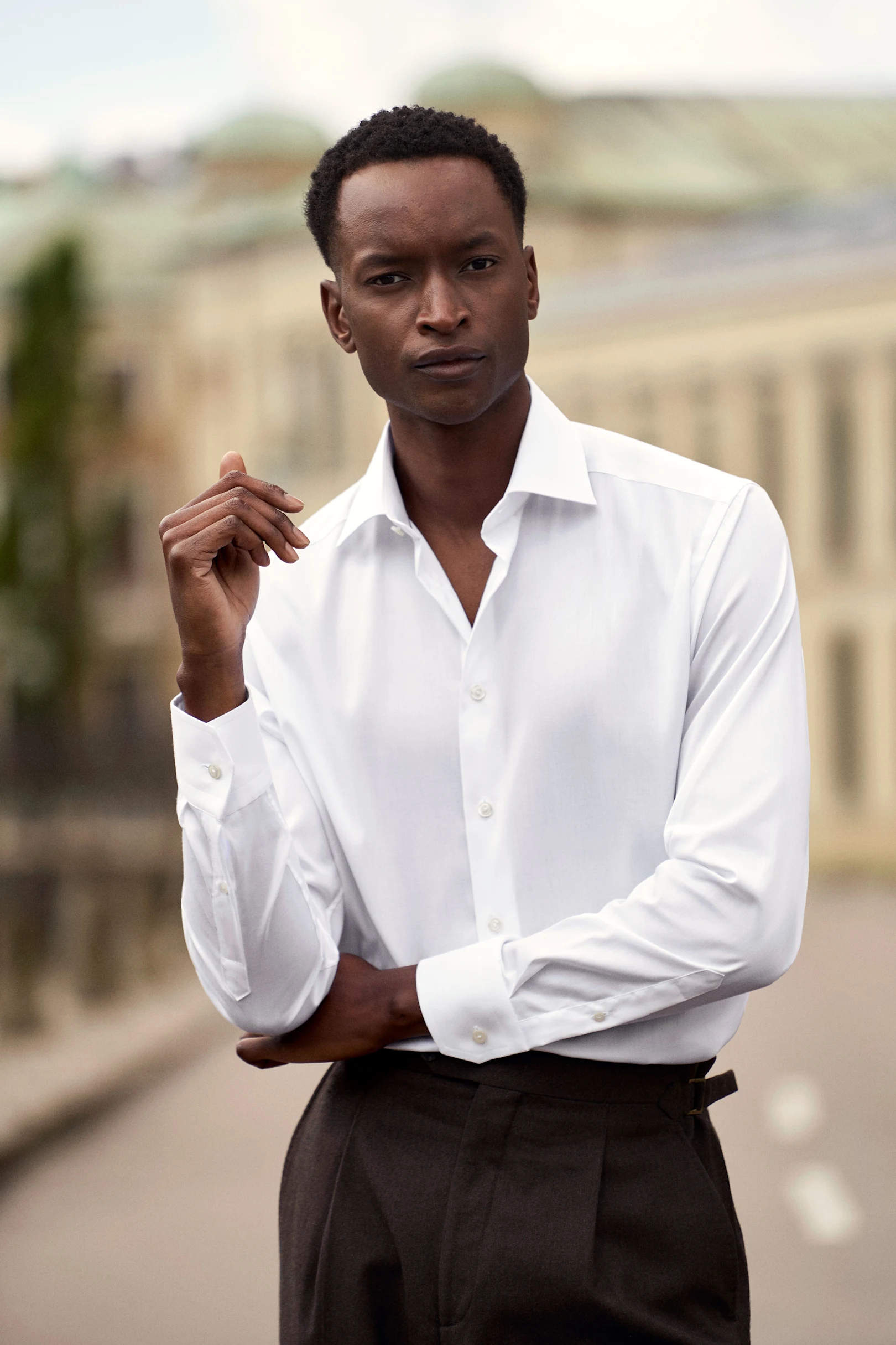 white signature twill shirt model image