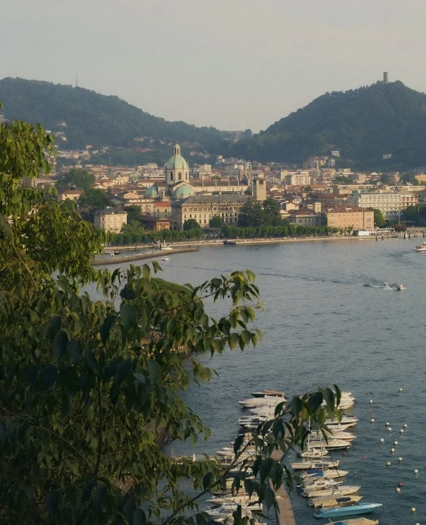image of lake como from afar