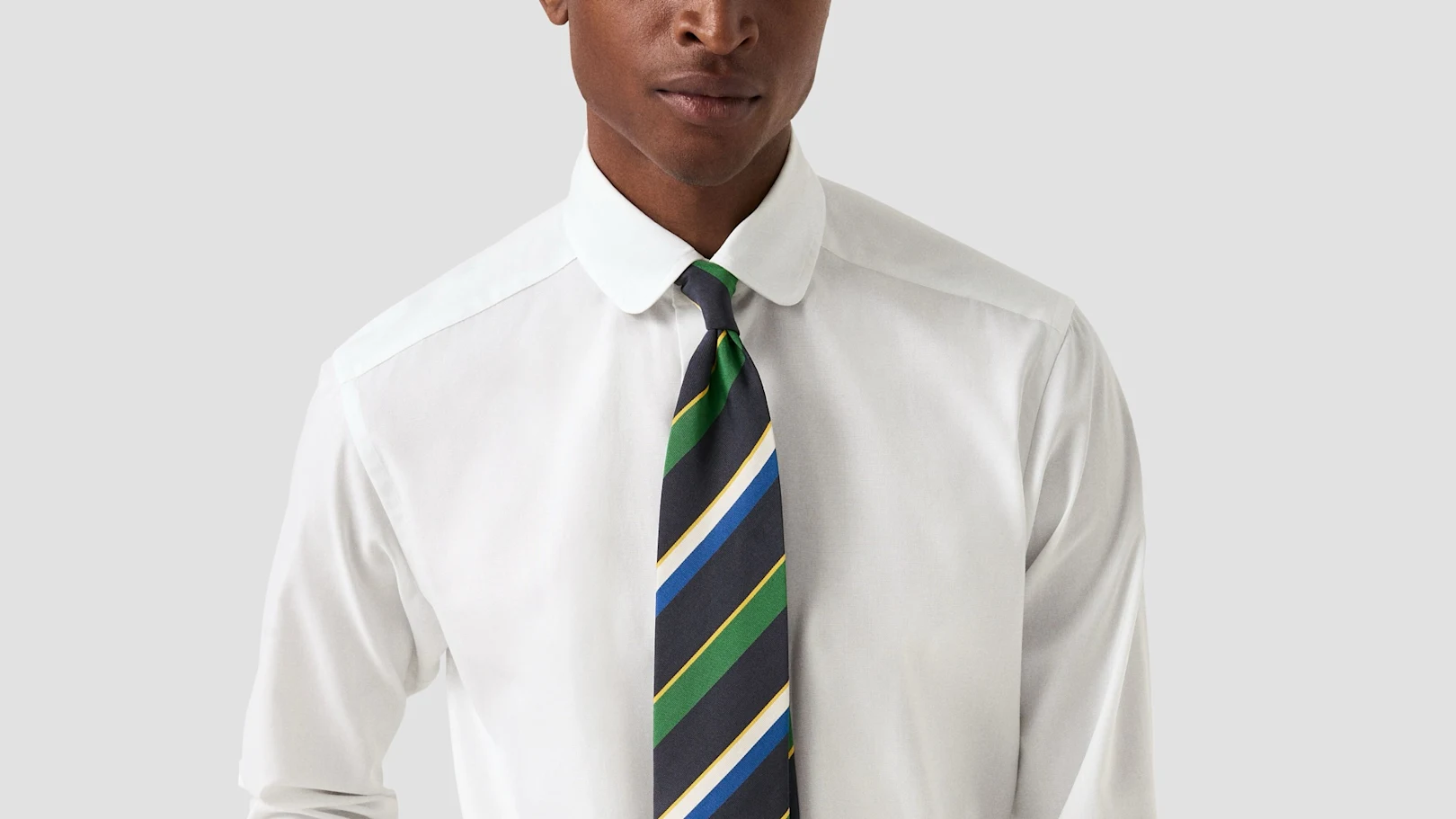Club Collar styled