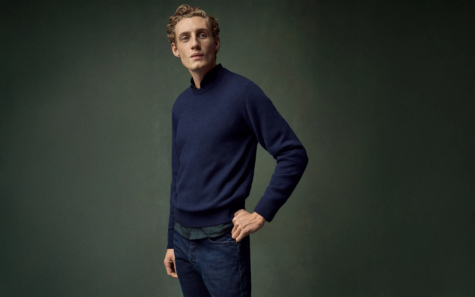 cashmere-knit-crew-neck