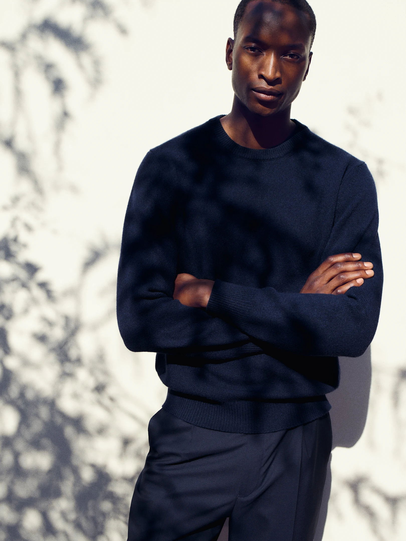 modell in our cashmere sweater