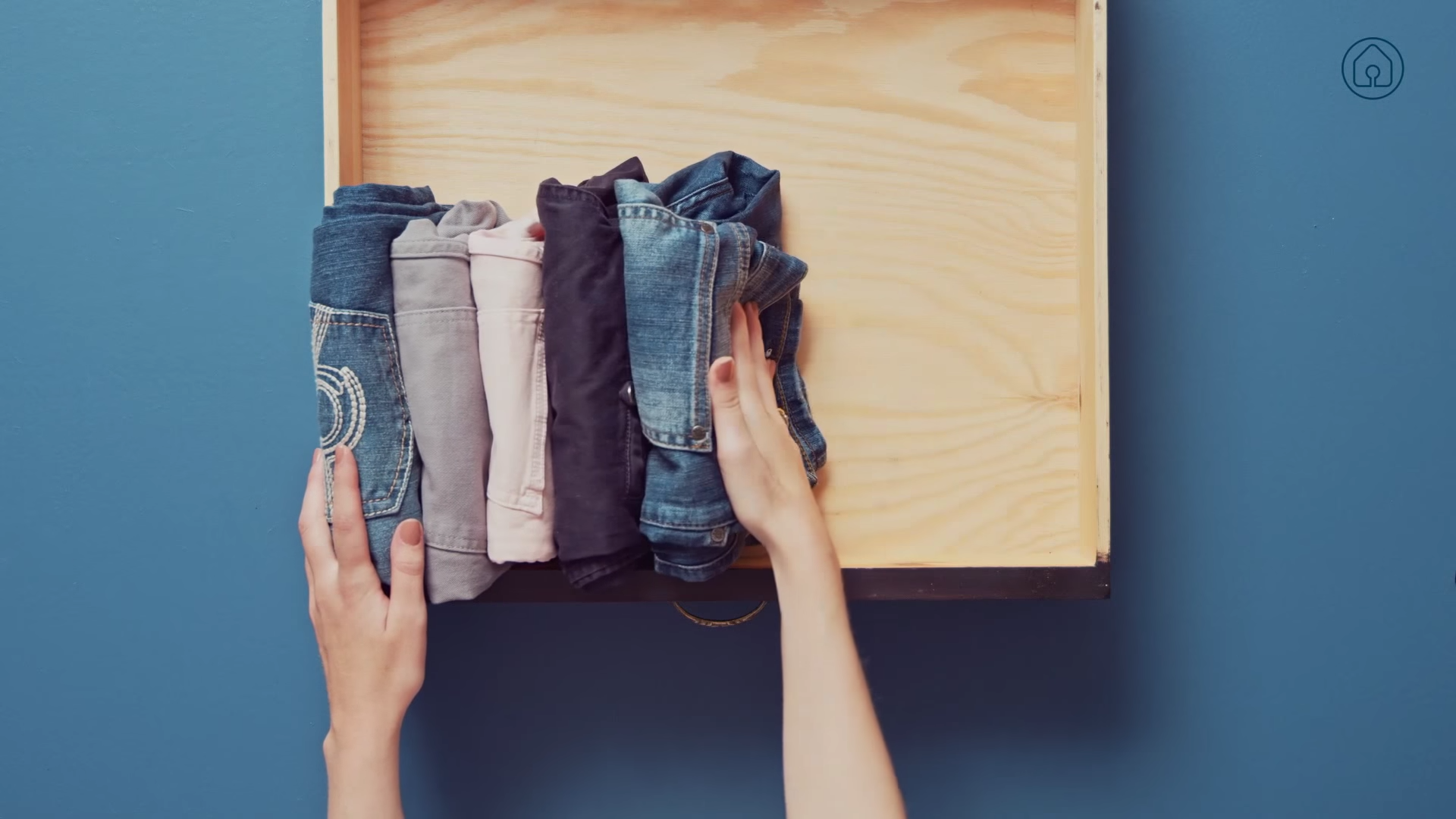 How to organize your pants