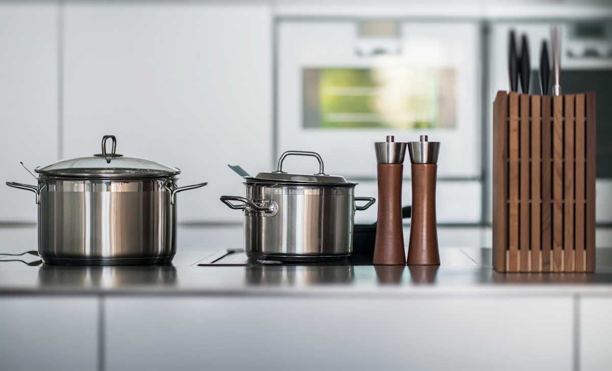 How to clean stainless steel