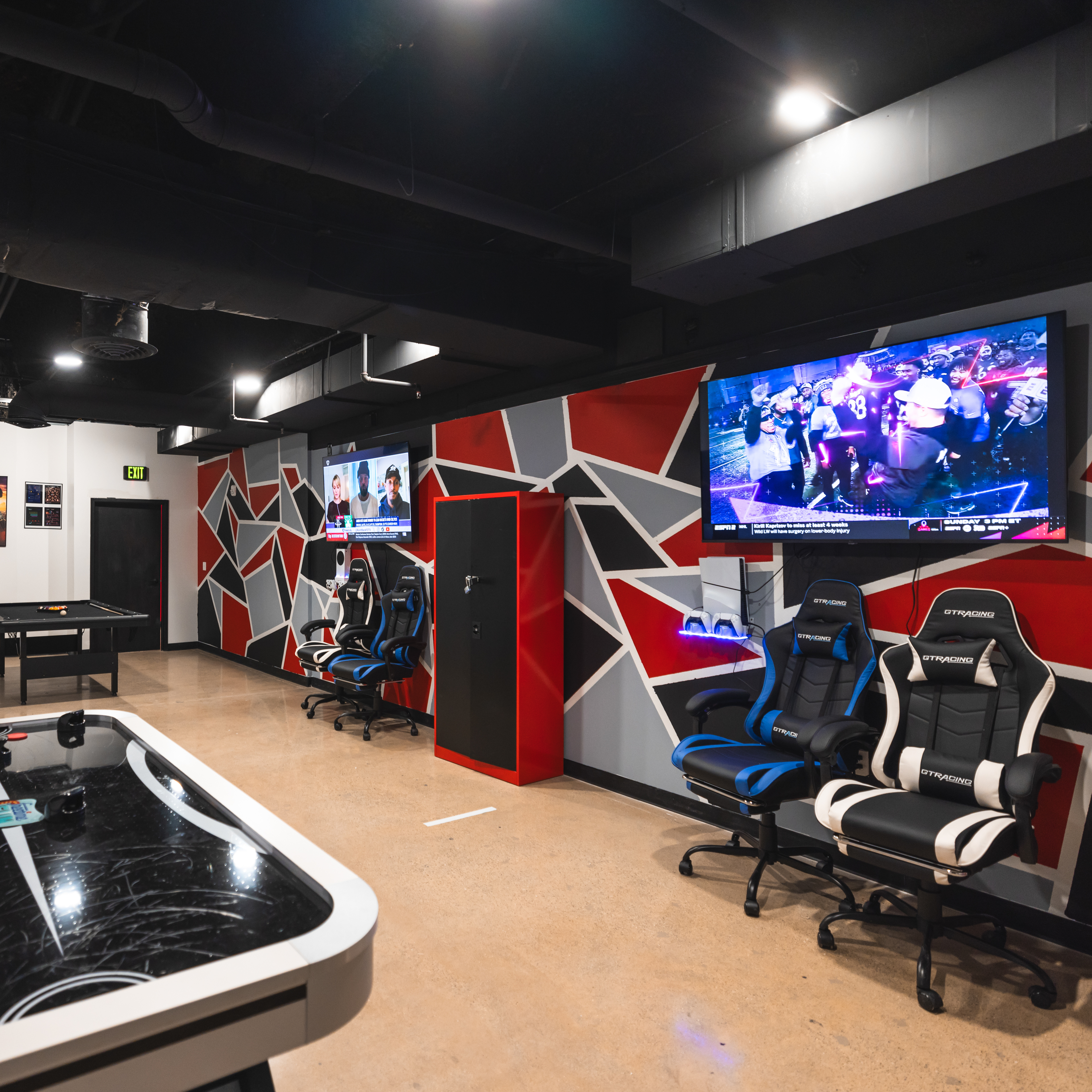 Interior of Anvio VR. 