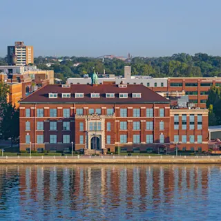 1000 River Place