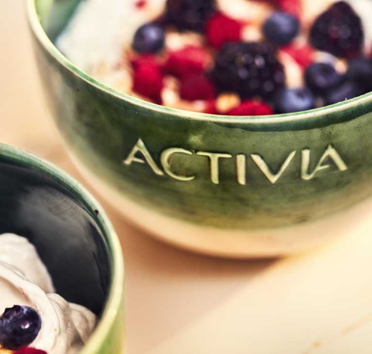 Activia met fruit, dat is de zachtheid van Activia met ingrediënten van de hoogste kwaliteit en een unieke combinatie van fermenten, waarvan onze Bifidus! Zonder kleurstoffen en zonder bewaarmiddelen.